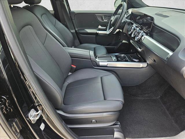 Certified 2025 Mercedes-Benz GLB 250 image 20