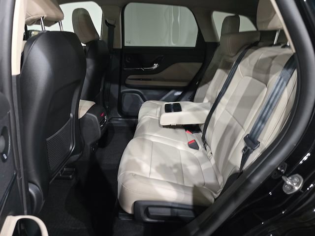 New 2025 Lincoln Corsair Reserve w/ Equipment Group 202A image 34