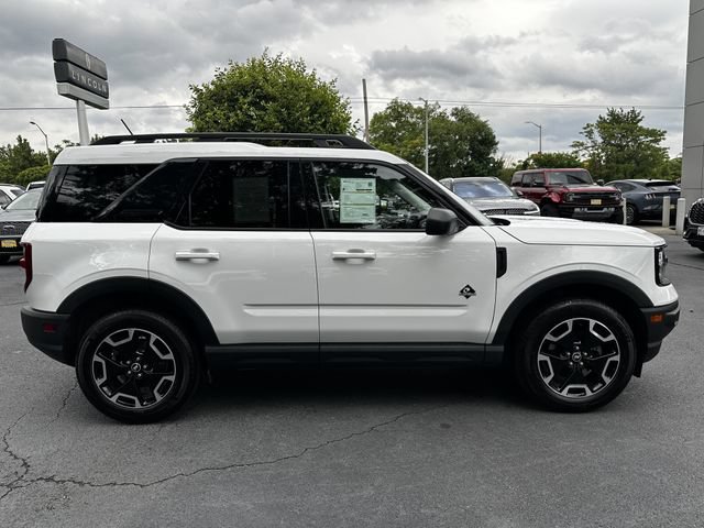 Certified 2023 Ford Bronco Sport Outer Banks w/ Tech Package AWD/4WD image 4