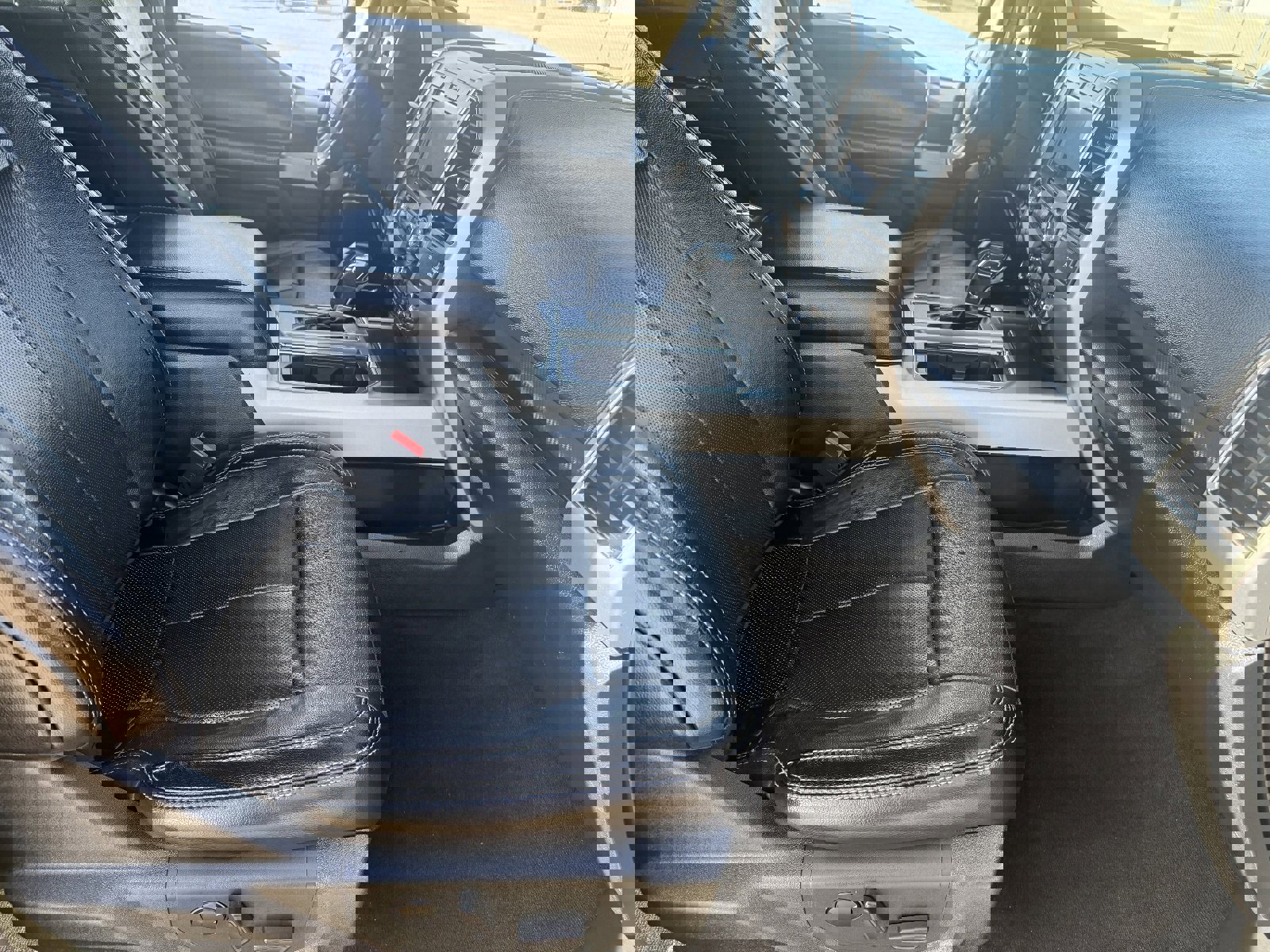 Used 2020 Ford F150 Lariat image 12