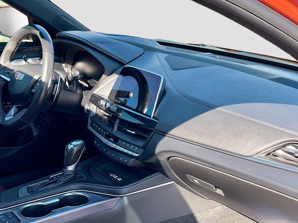 Used 2023 Cadillac CT4 Sport RWD image 29