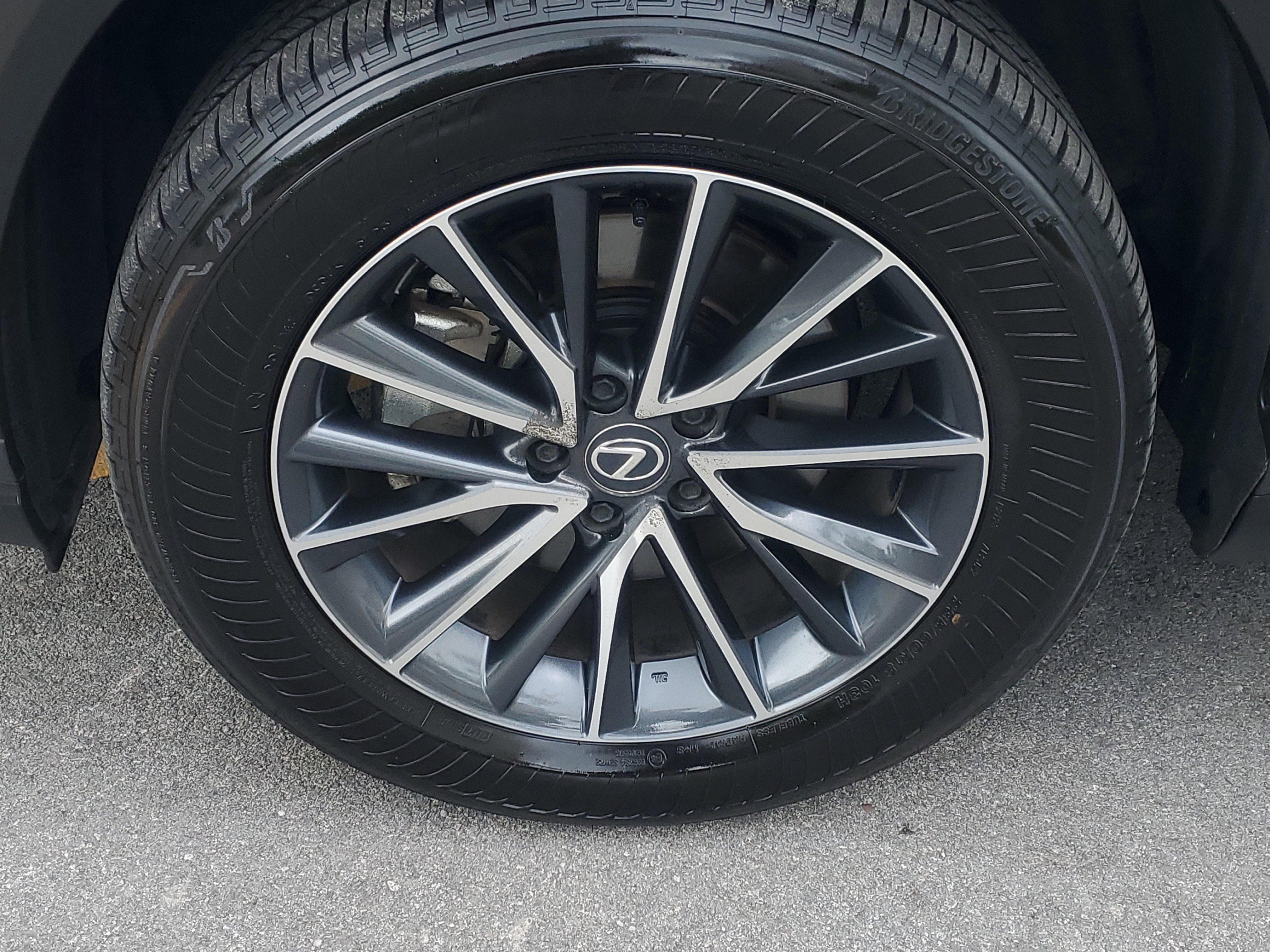 Used 2025 Lexus NX 350 AWD w/ Premium Package image 4