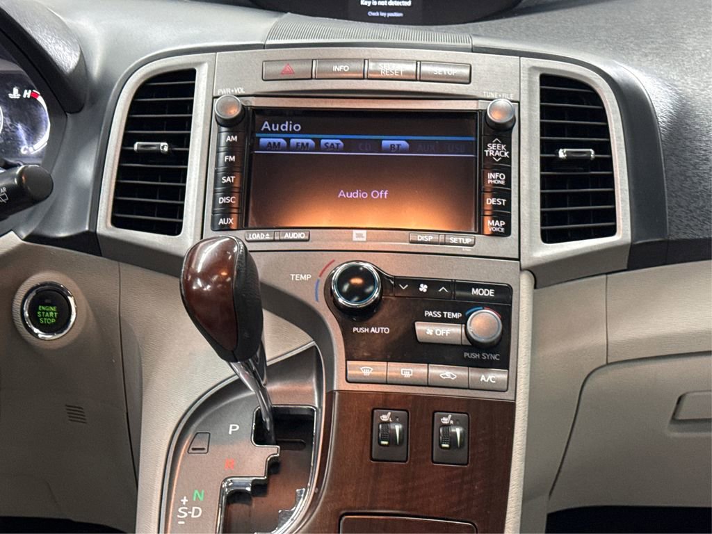 Used 2012 Toyota Venza Limited AWD/4WD image 20