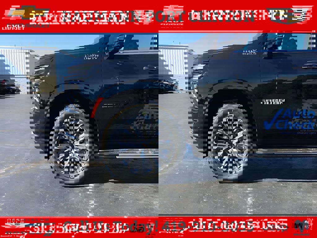 New 2026 Chevrolet Suburban High Country w/ Sun And Tow Package image 24