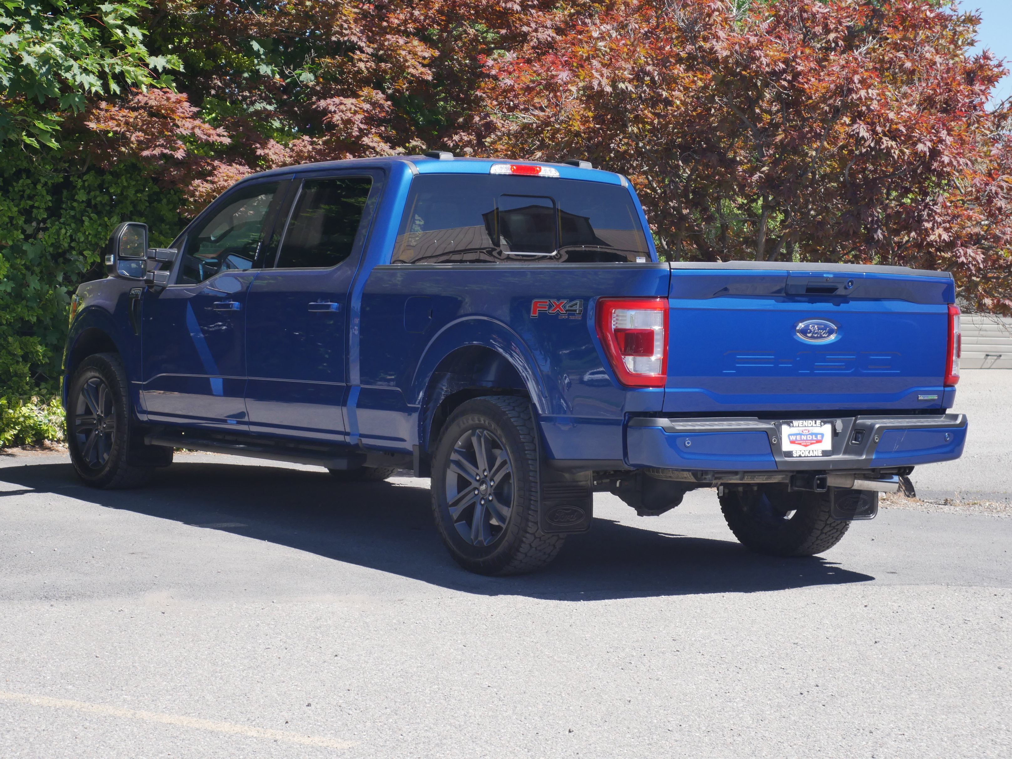 Used 2023 Ford F150 Lariat w/ FX4 Off-Road Package AWD/4WD image 21