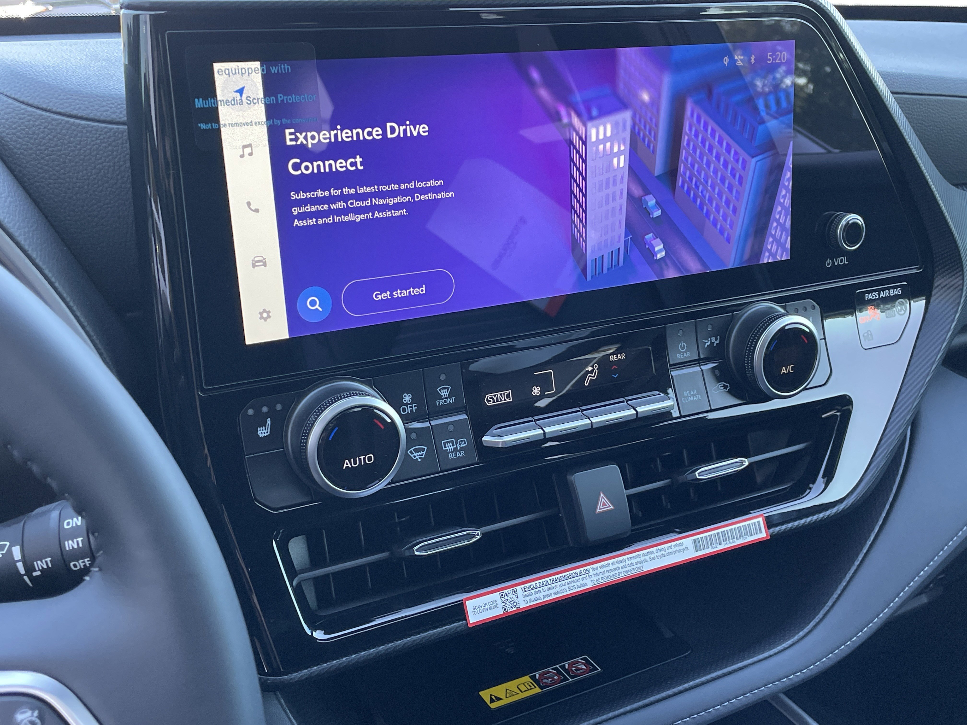 New 2025 Toyota Highlander XSE image 8