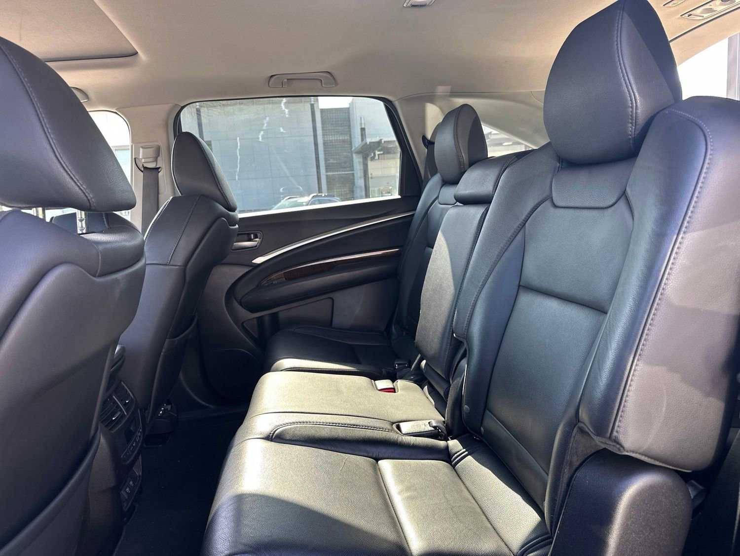 Used 2020 Acura MDX FWD image 12