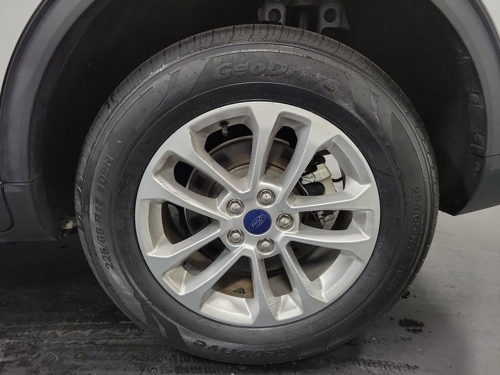 Used 2022 Ford Escape SE image 10