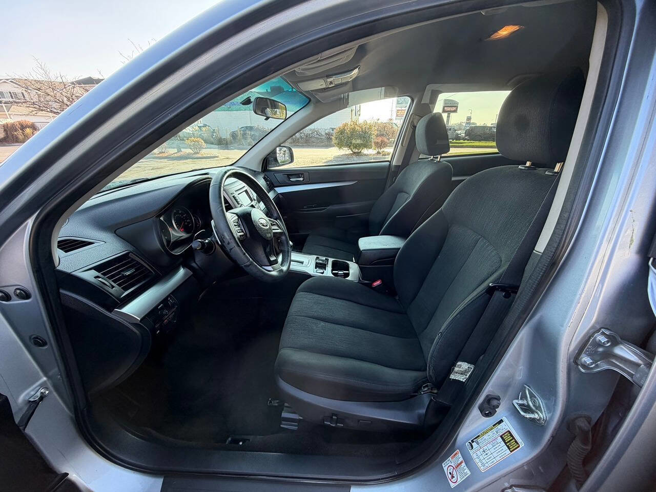 Used 2014 Subaru Outback 2.5i Premium image 14