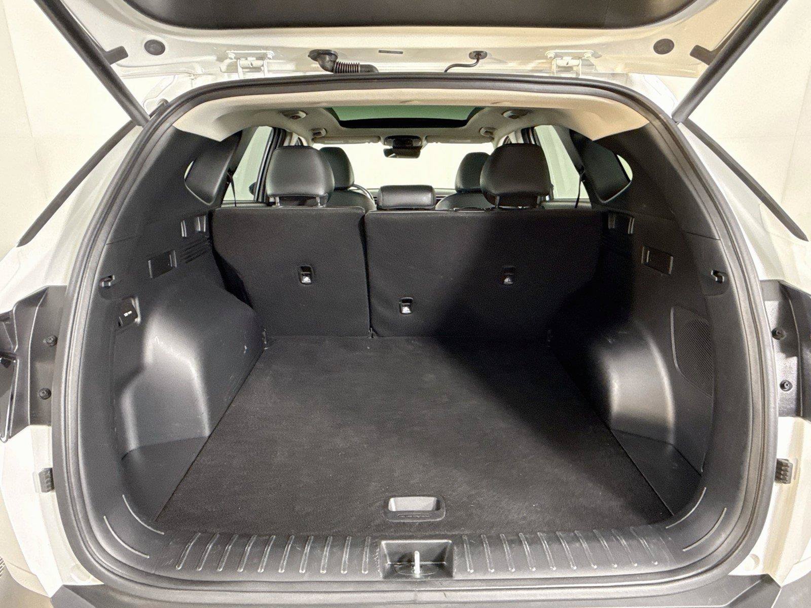 Used 2024 Hyundai Tucson Limited AWD/4WD image 19