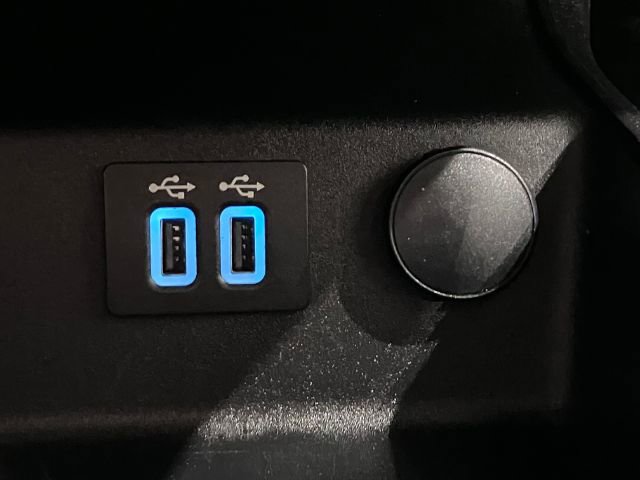 Used 2020 Ford Fusion SEL image 47