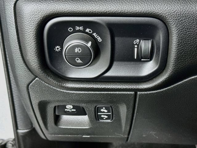 Used 2022 RAM 1500 Big Horn RWD image 10