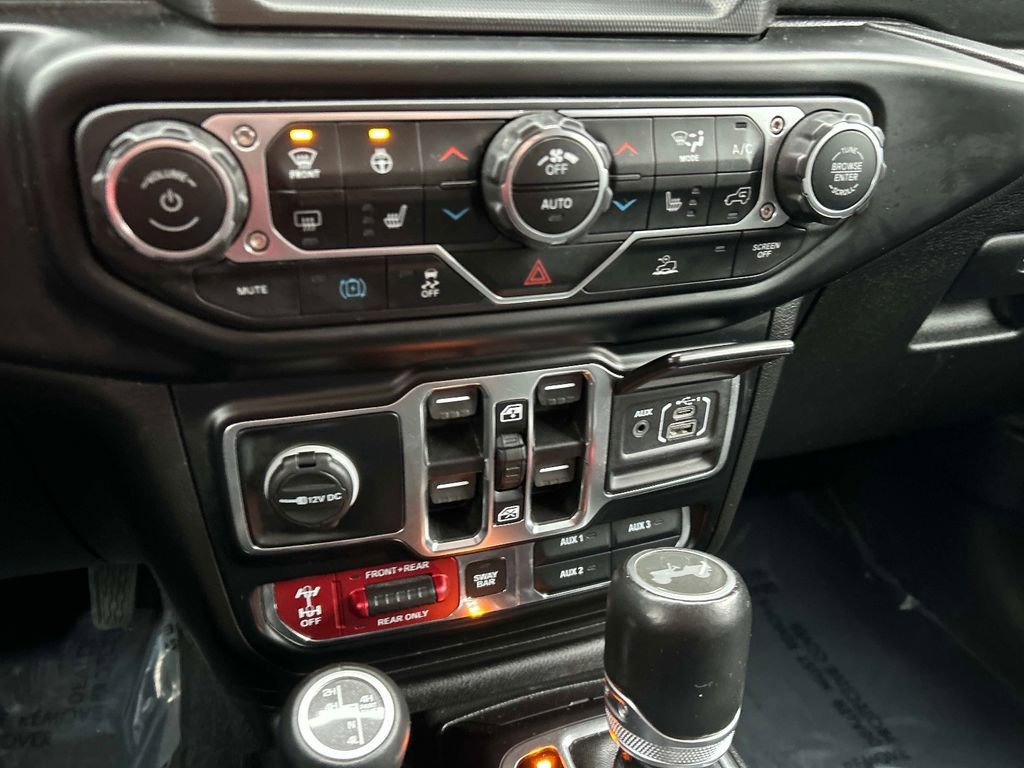 Used 2021 Jeep Wrangler Unlimited Rubicon 4xe w/ Dual Top Group image 35