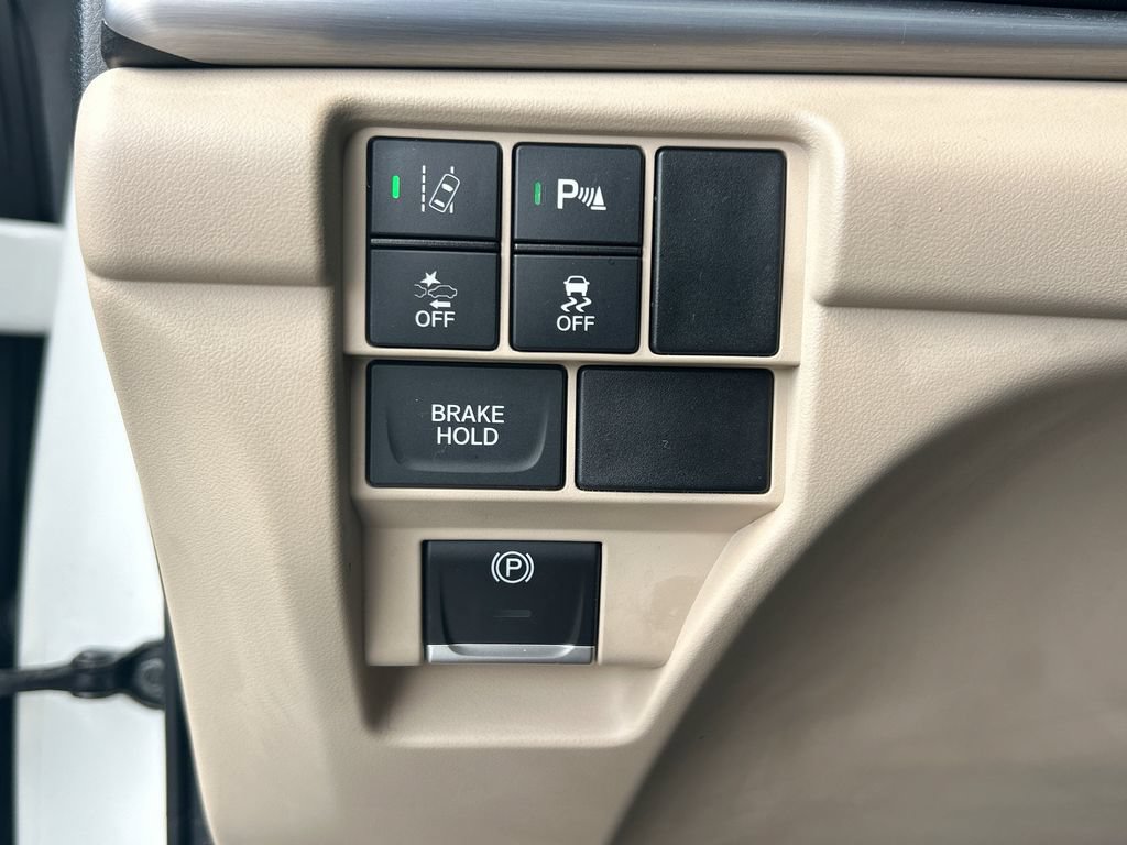 Used 2019 Acura RDX w/ Technology Package FWD image 32