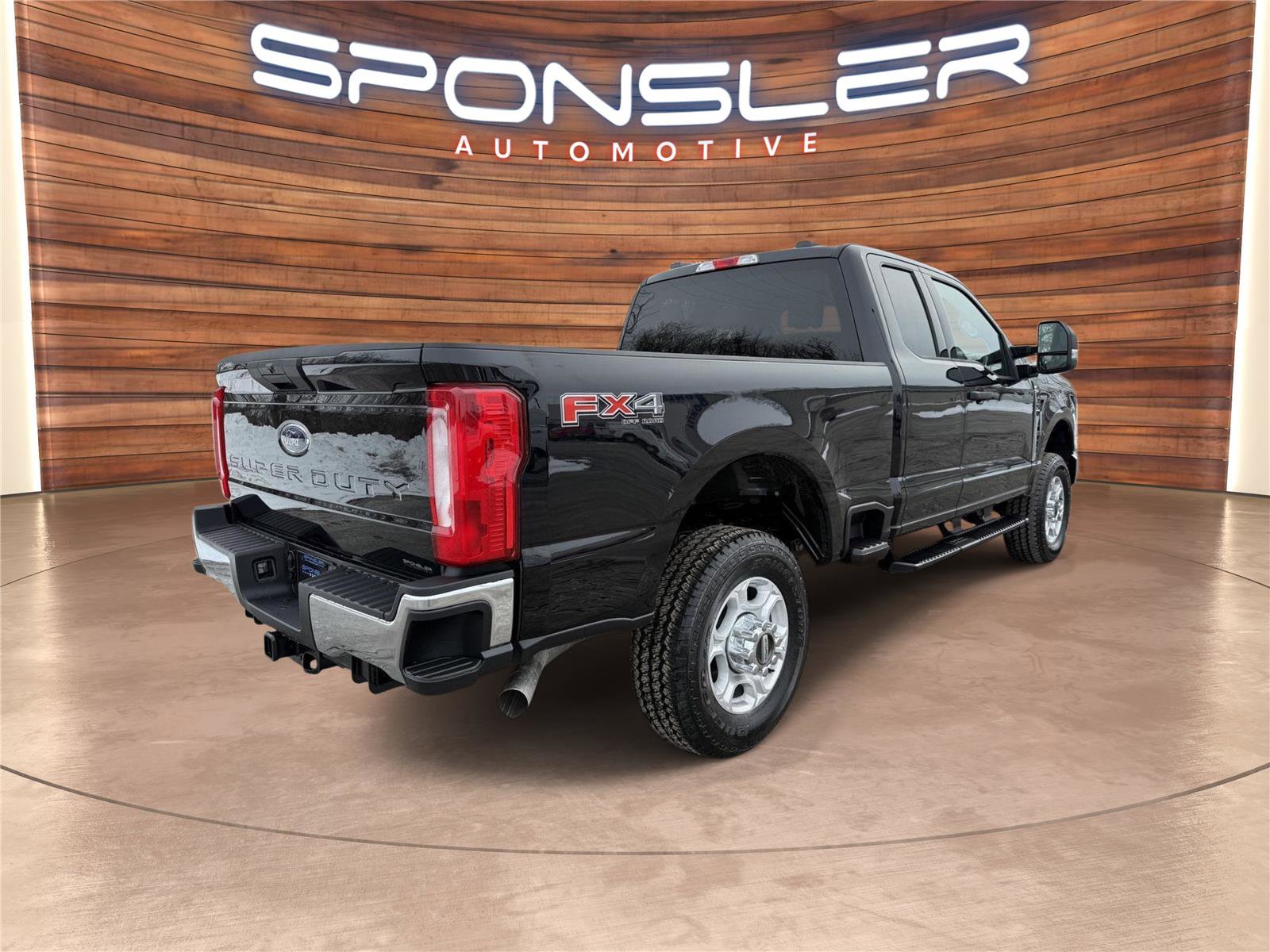 New 2026 Ford F350 XLT w/ FX4 Off-Road Package image 6