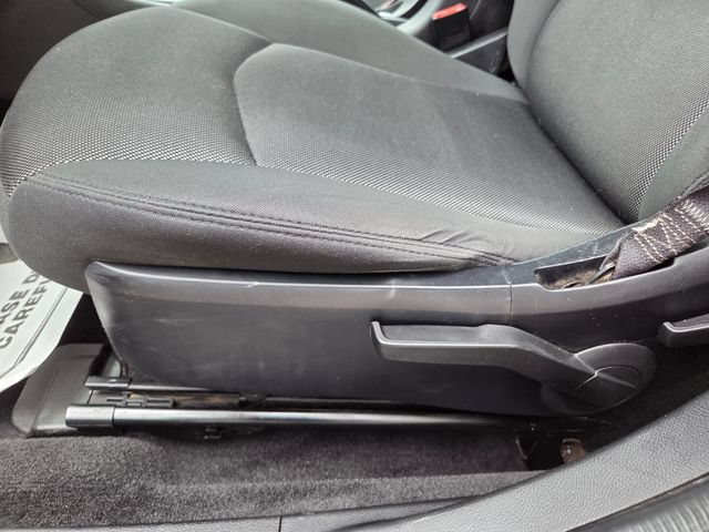 Used 2013 Dodge Avenger SE w/ Blacktop Pkg FWD image 15