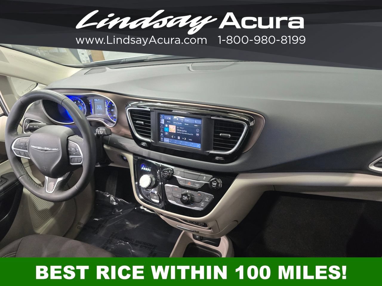 Used 2023 Chrysler Voyager LX FWD image 10