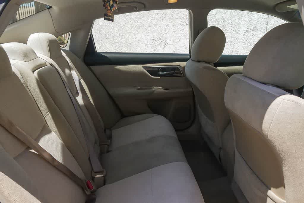 Used 2013 Nissan Altima 2.5 S FWD image 14