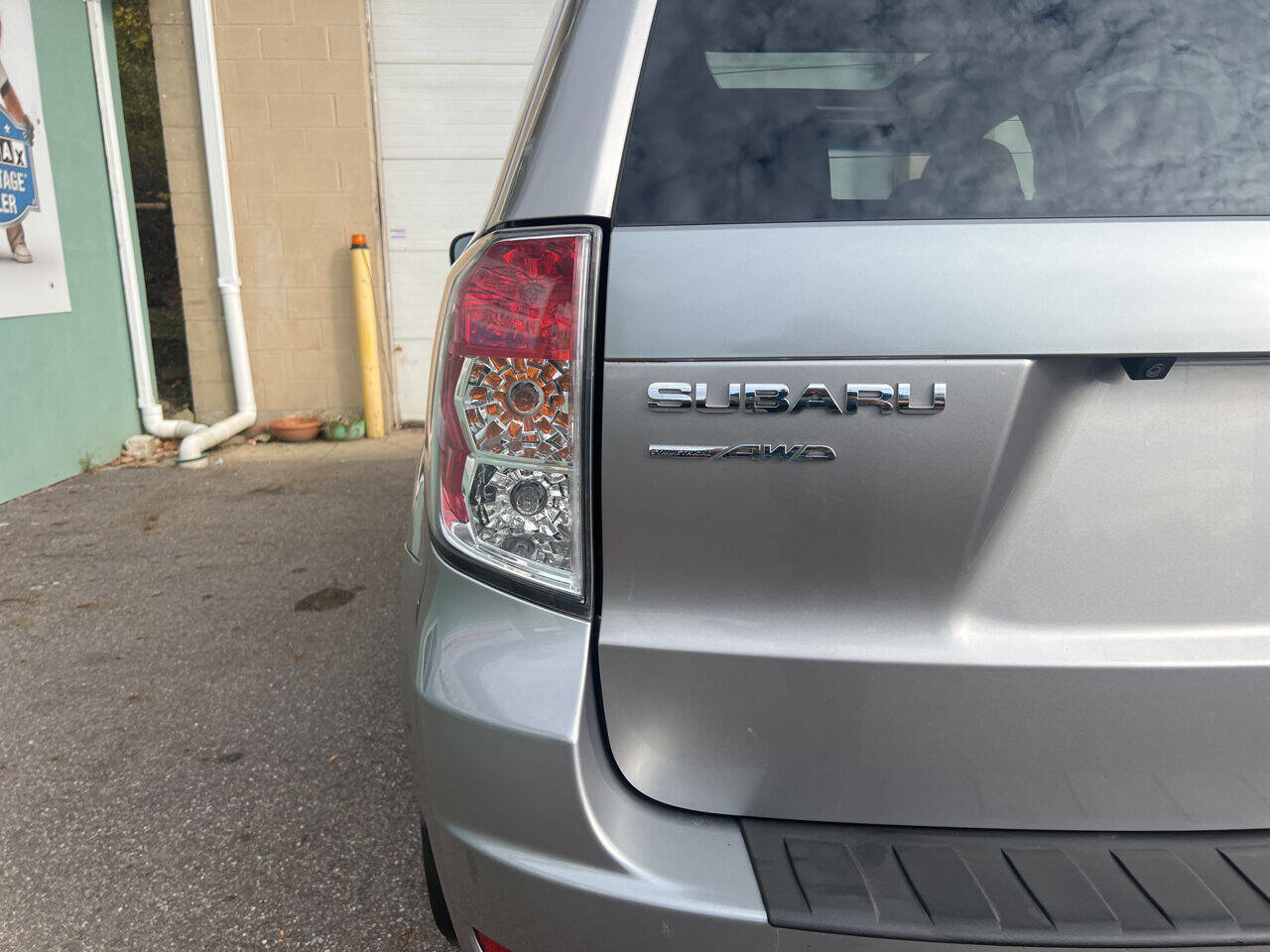 Used 2011 Subaru Forester 2.5X Limited image 30