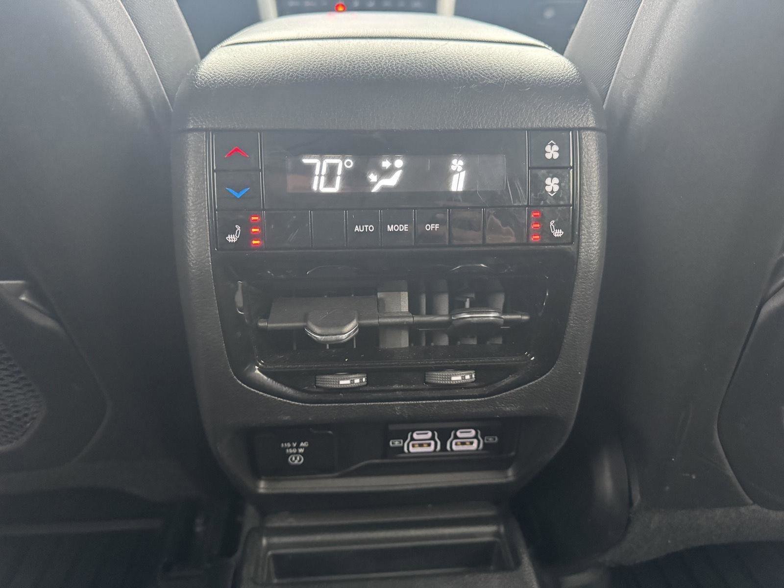 Used 2023 Jeep Grand Cherokee L Limited w/ Trailer Tow Group (B) image 16