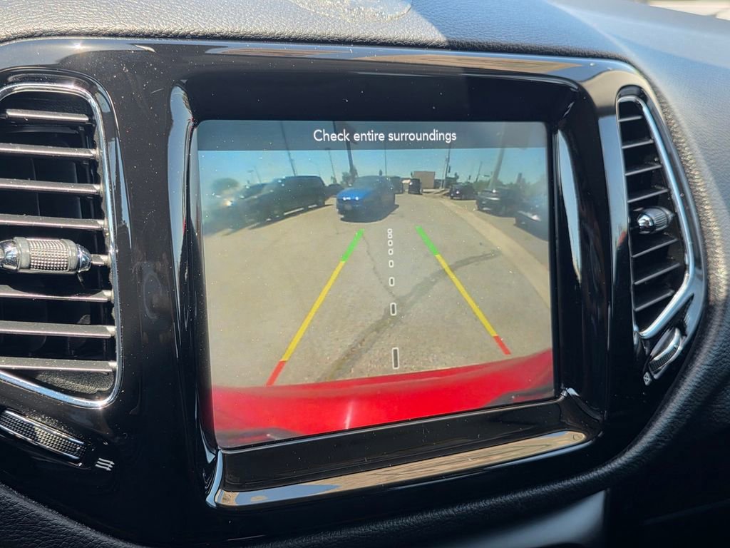 Used 2019 Jeep Compass Limited image 27