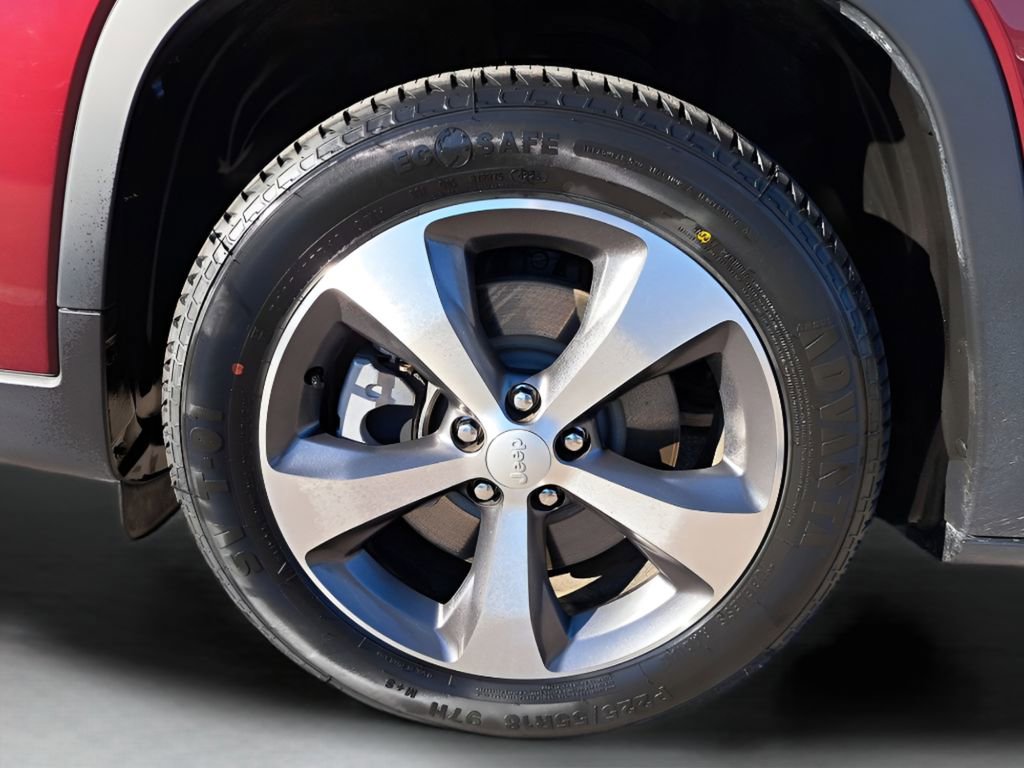 Used 2021 Jeep Cherokee Limited w/ Elite Package image 11