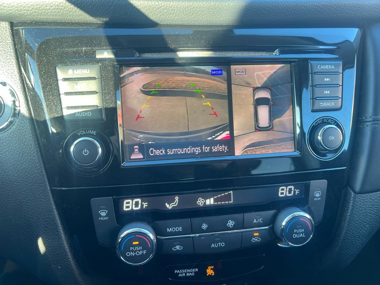 Used 2018 Nissan Rogue SL image 14