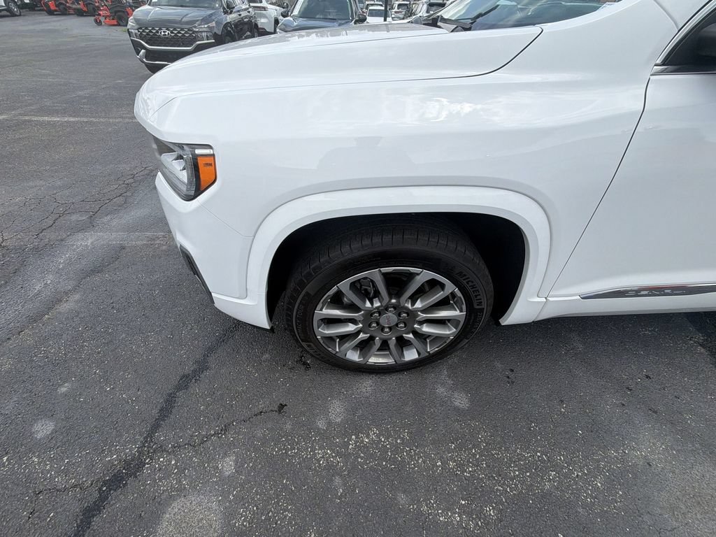 Used 2023 GMC Acadia Denali w/ Denali Ultimate Package AWD/4WD image 10