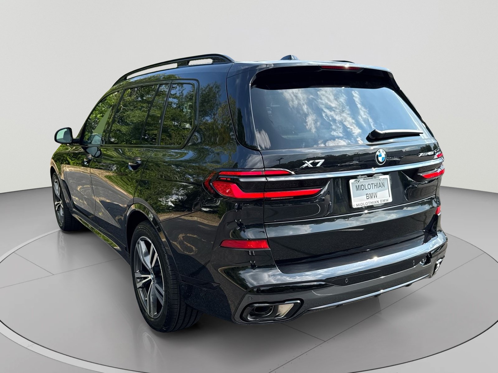 Used 2027 BMW X7 xDrive40i w/ Executive Package AWD/4WD image 32