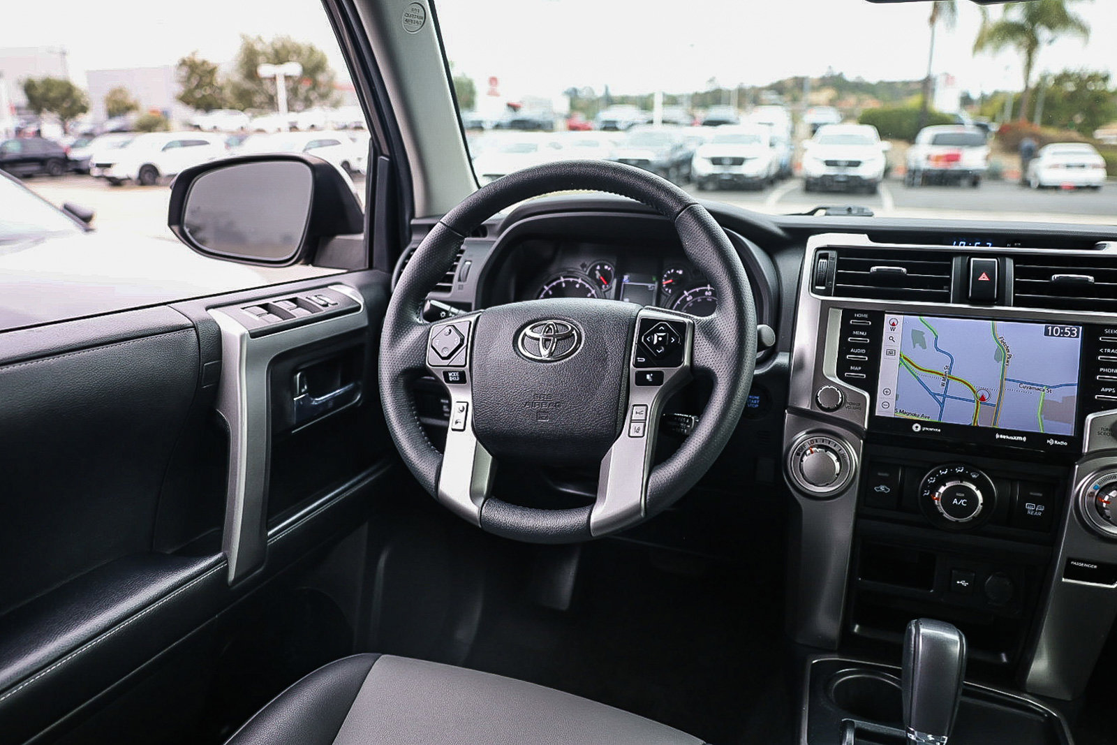 Used 2022 Toyota 4Runner SR5 Premium w/ Moonroof Package RWD image 4