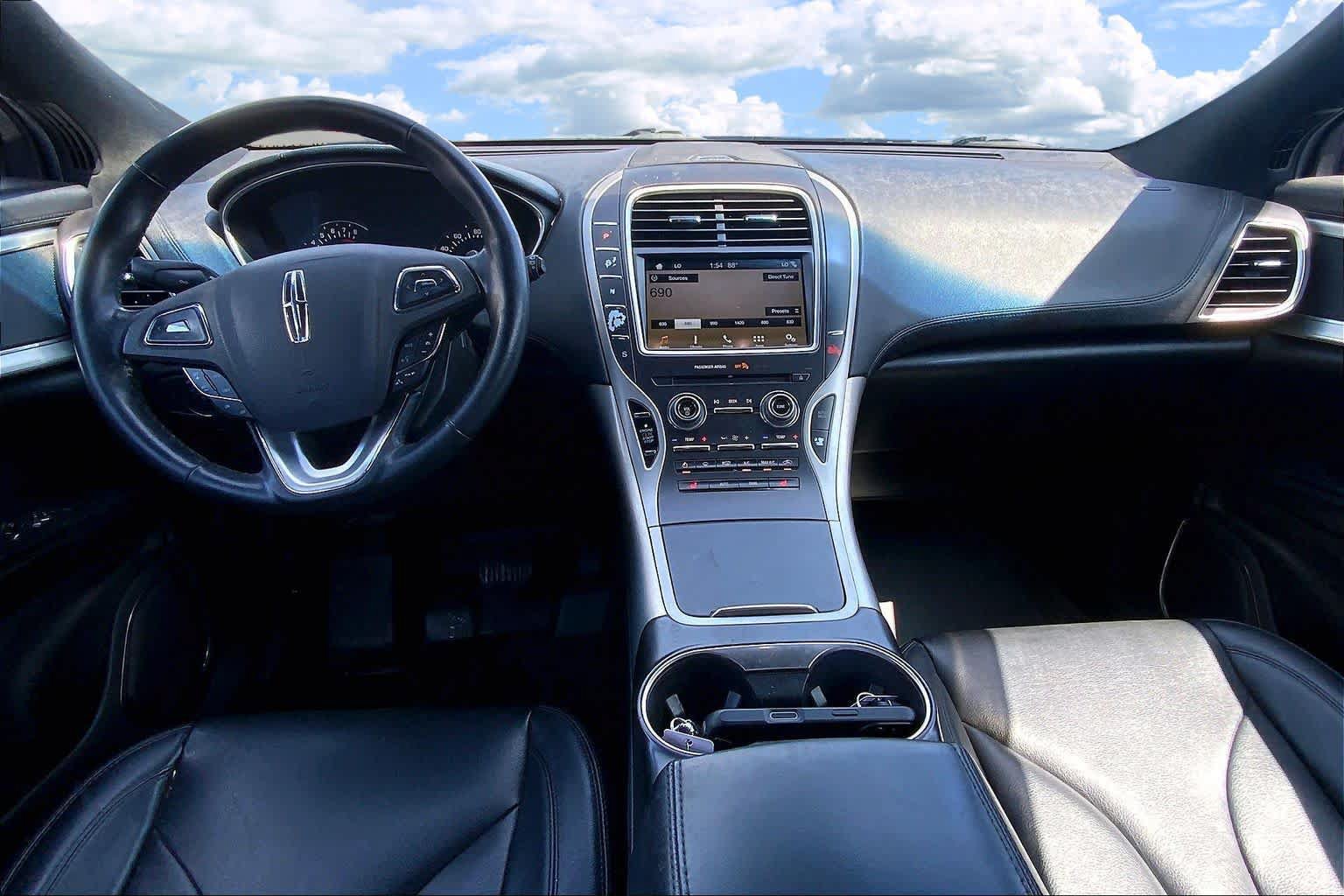 Used 2017 Lincoln MKX Premiere AWD/4WD image 10