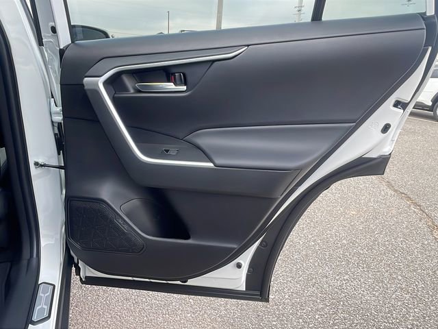 New 2025 Toyota RAV4 XLE image 15
