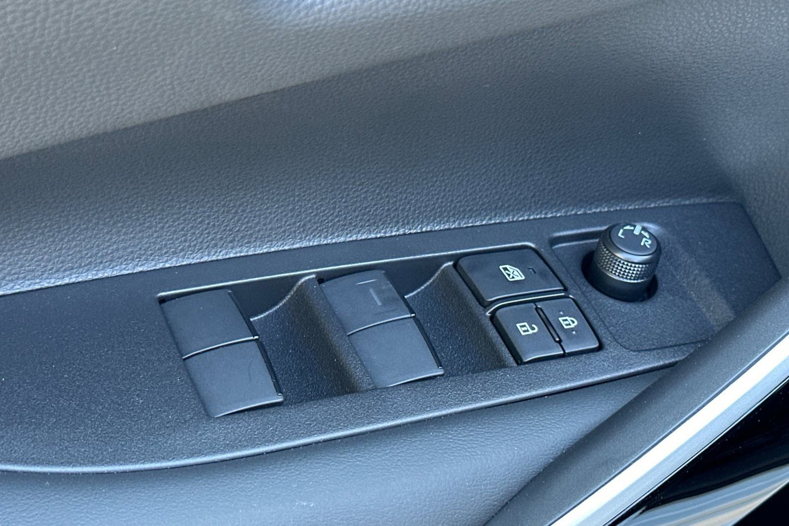 New 2026 Toyota Corolla XSE image 12