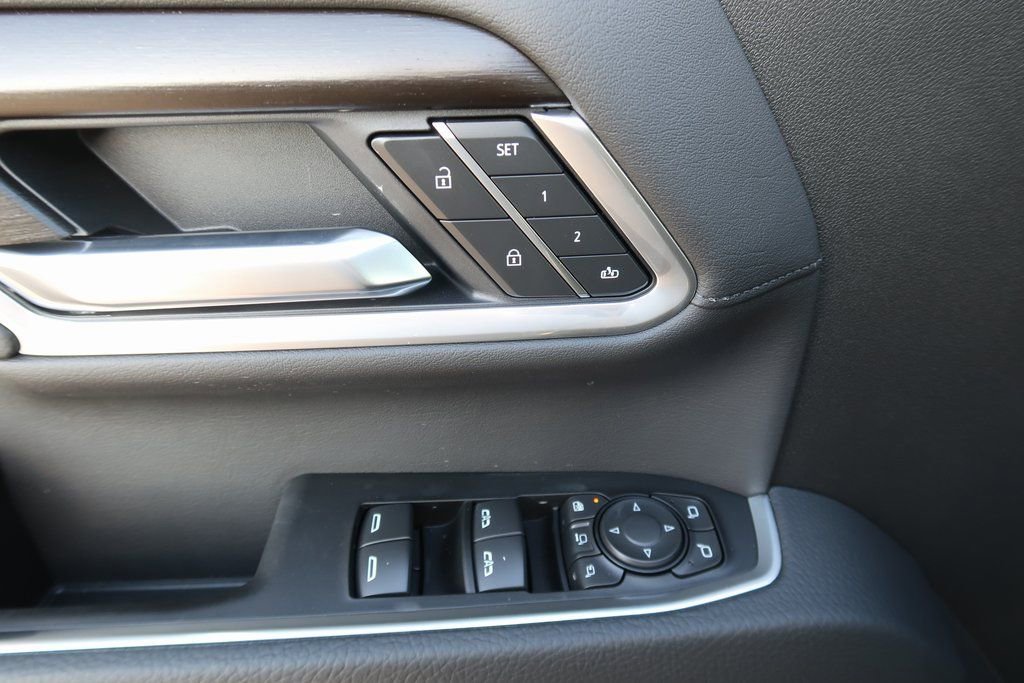 New 2026 GMC Sierra 2500 Denali w/ Denali Reserve Package image 15