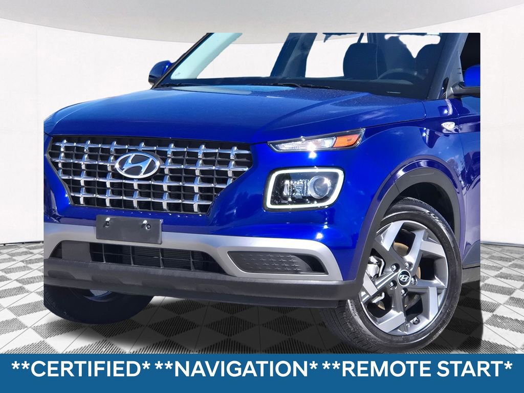Used 2023 Hyundai Venue Limited image 2