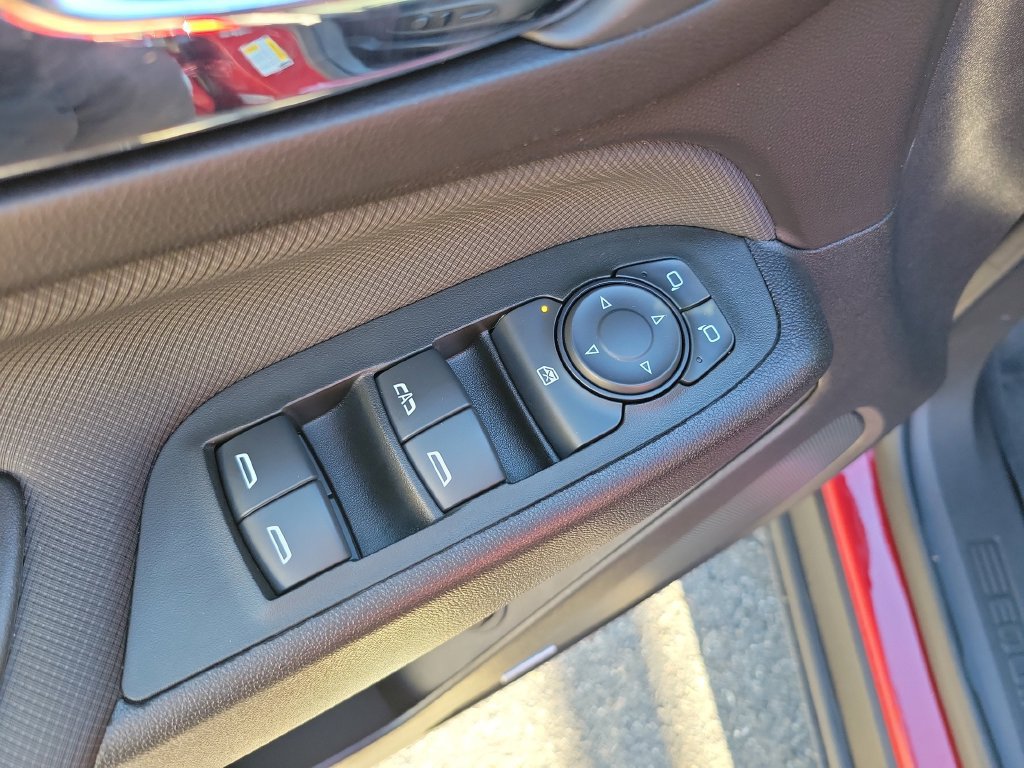 Used 2024 Chevrolet Equinox RS w/ RS Leather Package FWD image 24