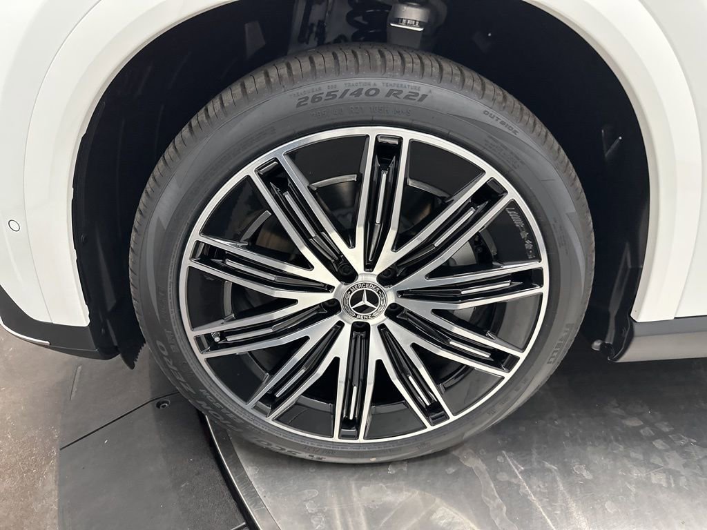 Used 2026 Mercedes-Benz EQE 320 4MATIC SUV image 31