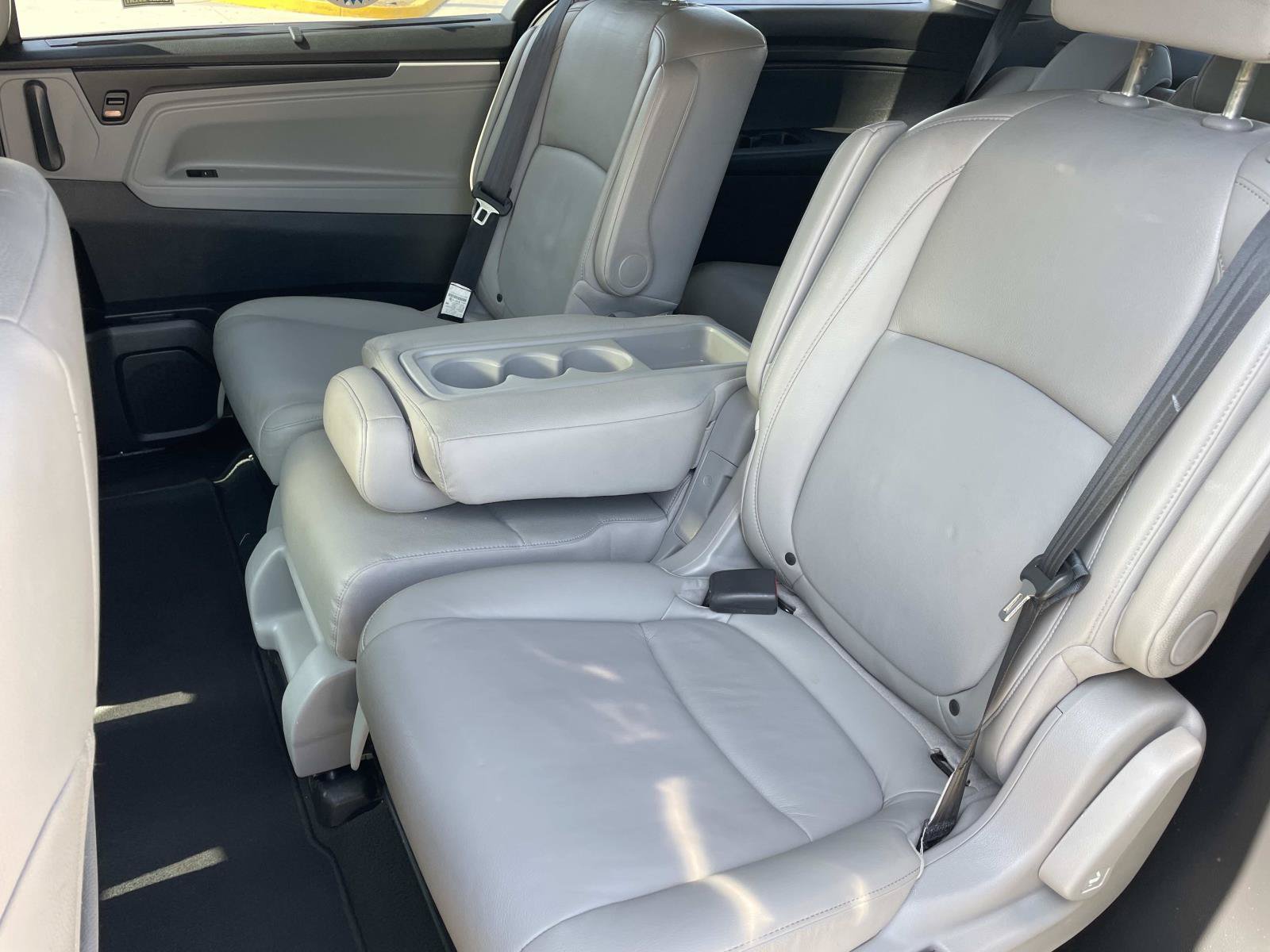 Used 2018 Honda Odyssey EX-L image 17