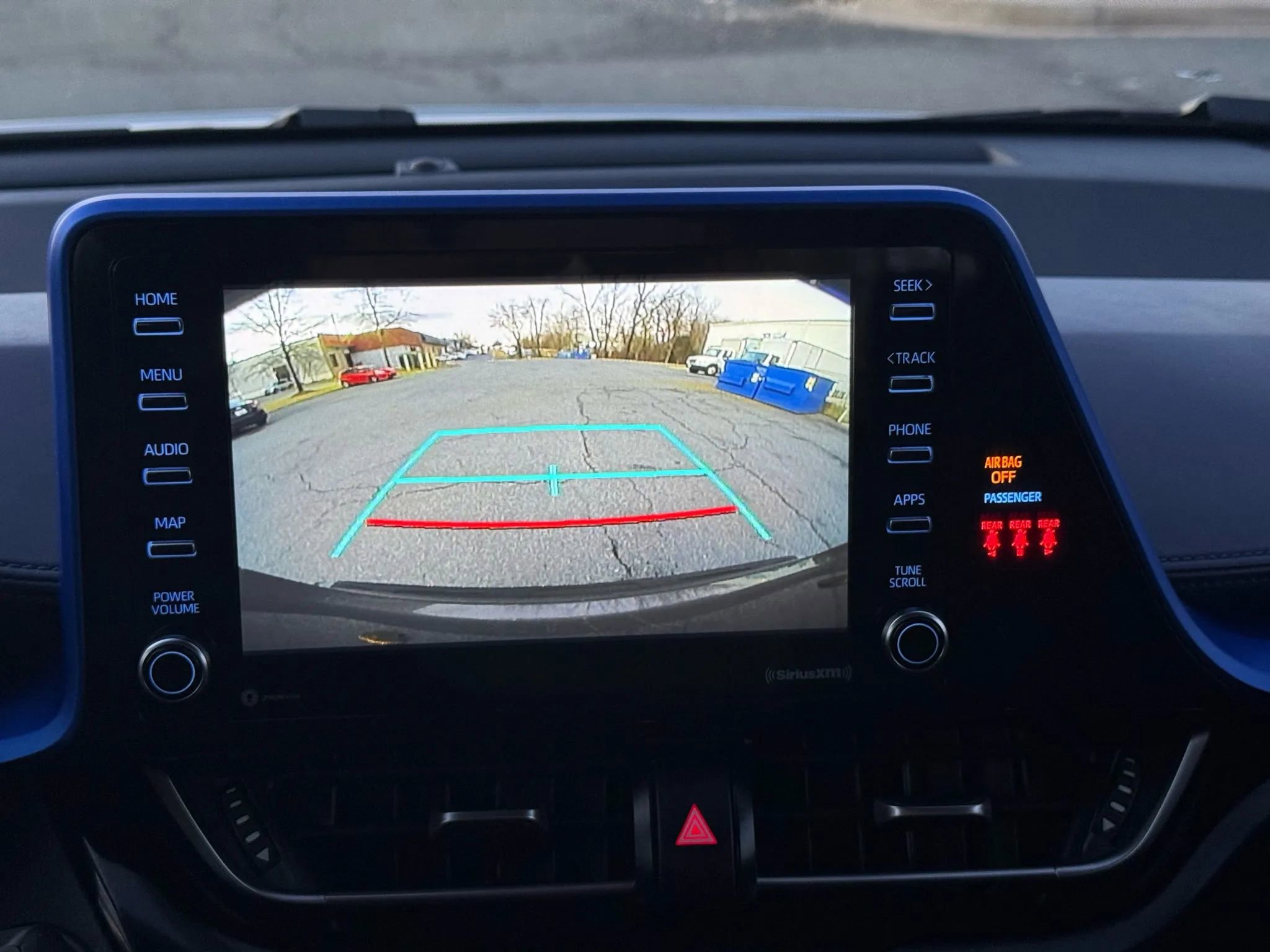 Used 2022 Toyota C-HR XLE image 34