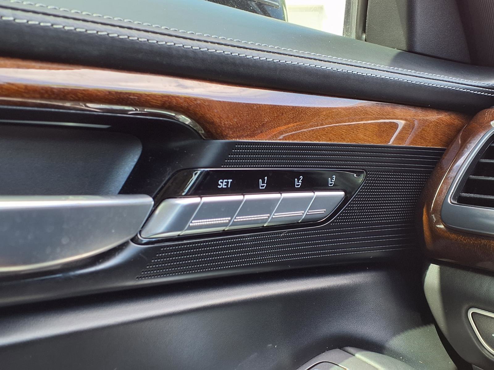 Used 2017 Genesis G90 5.0 Ultimate image 30