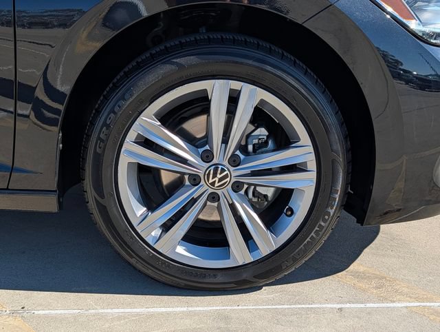 Used 2024 Volkswagen Jetta SE FWD image 8