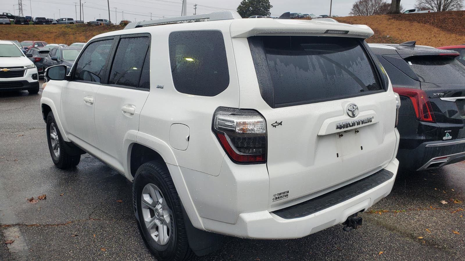 Used 2016 Toyota 4Runner SR5 image 8