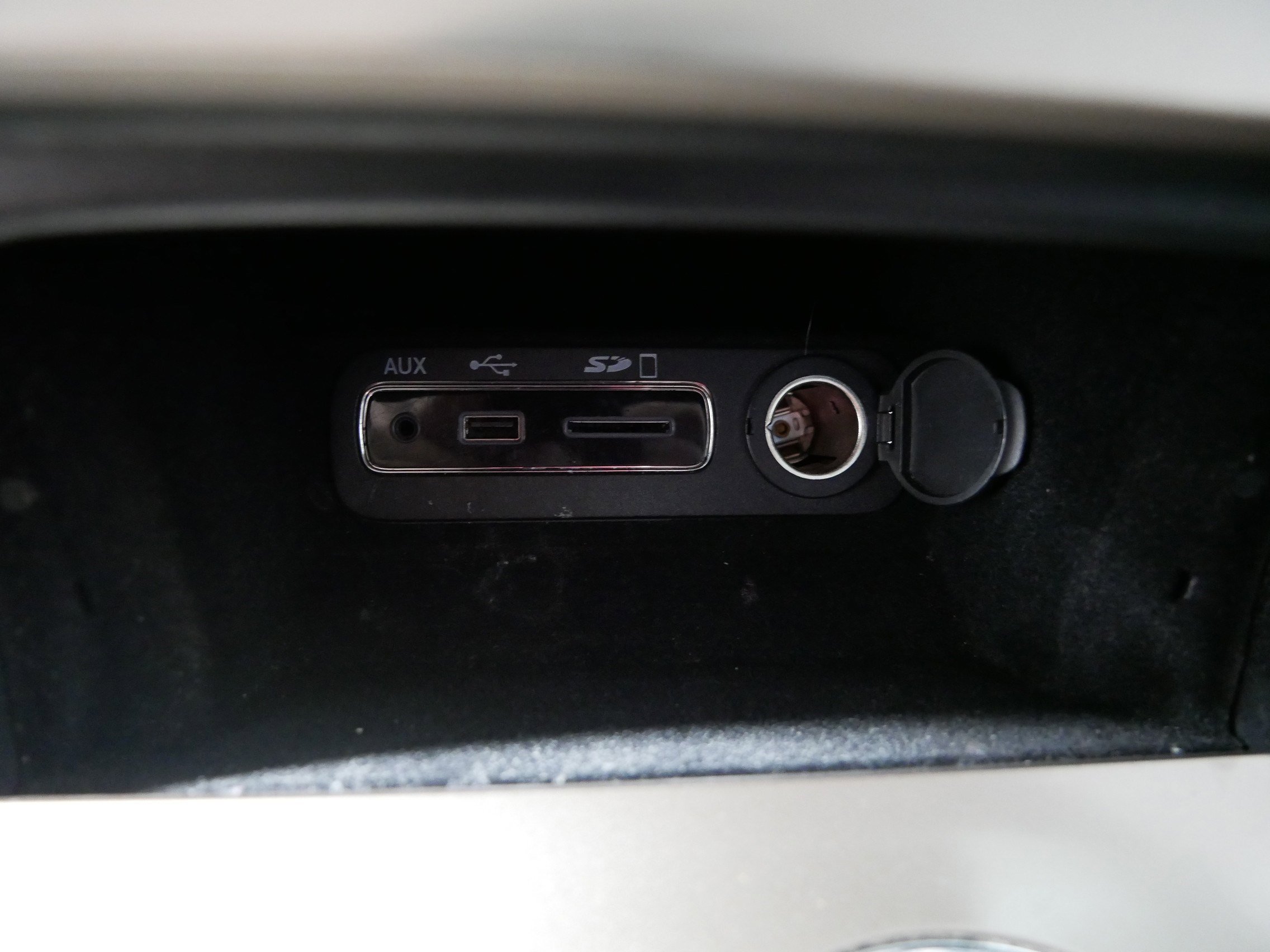 Used 2014 Jeep Grand Cherokee Limited image 31