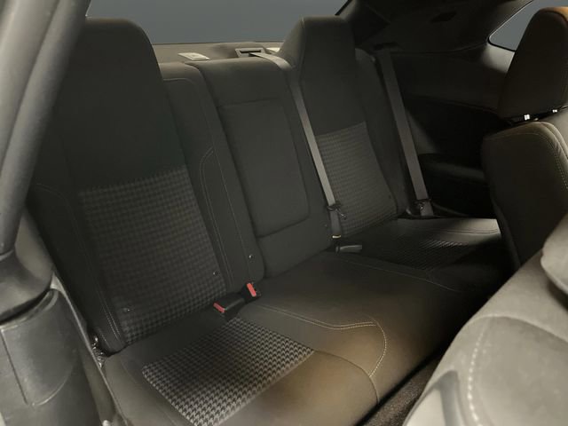 Used 2021 Dodge Challenger SXT image 28