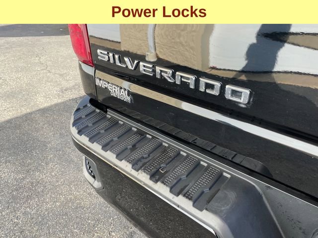 Used 2024 Chevrolet Silverado 2500 Custom image 12