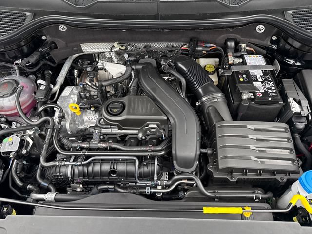 New 2026 Volkswagen Taos SE AWD/4WD image 22