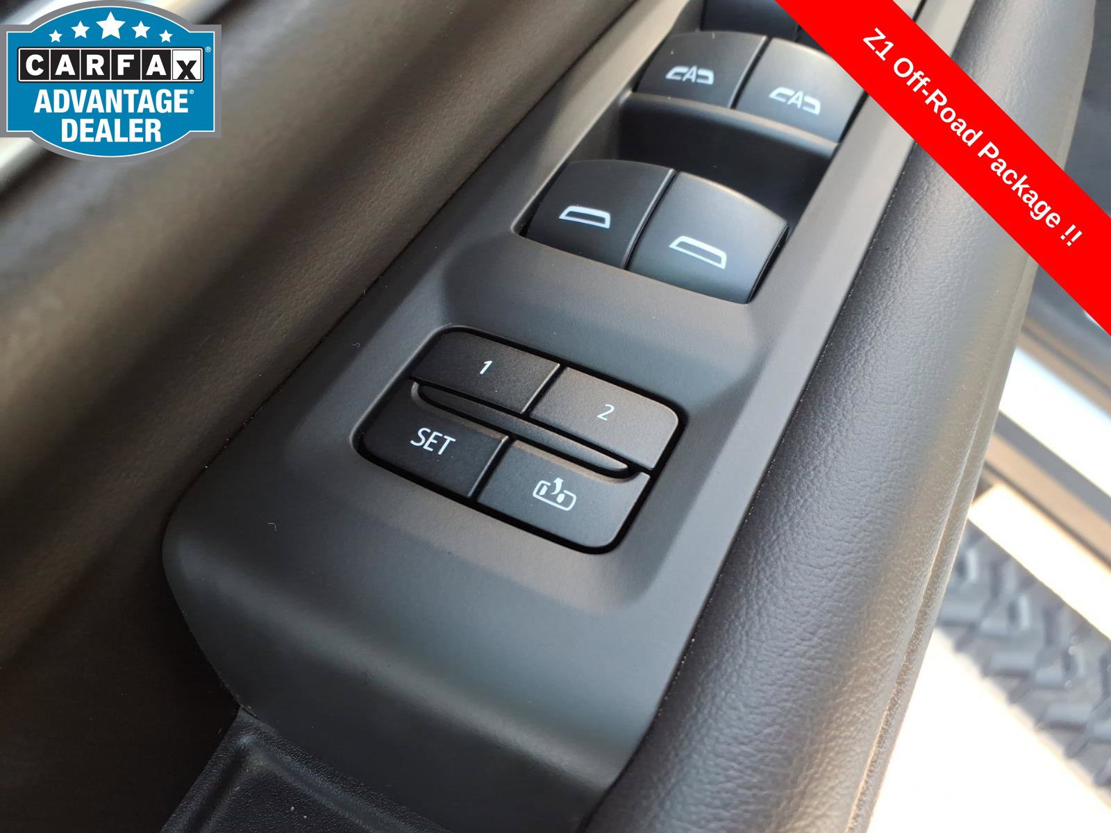 Used 2021 Chevrolet Tahoe Z71 w/ Z71 Off-Road Package AWD/4WD image 16