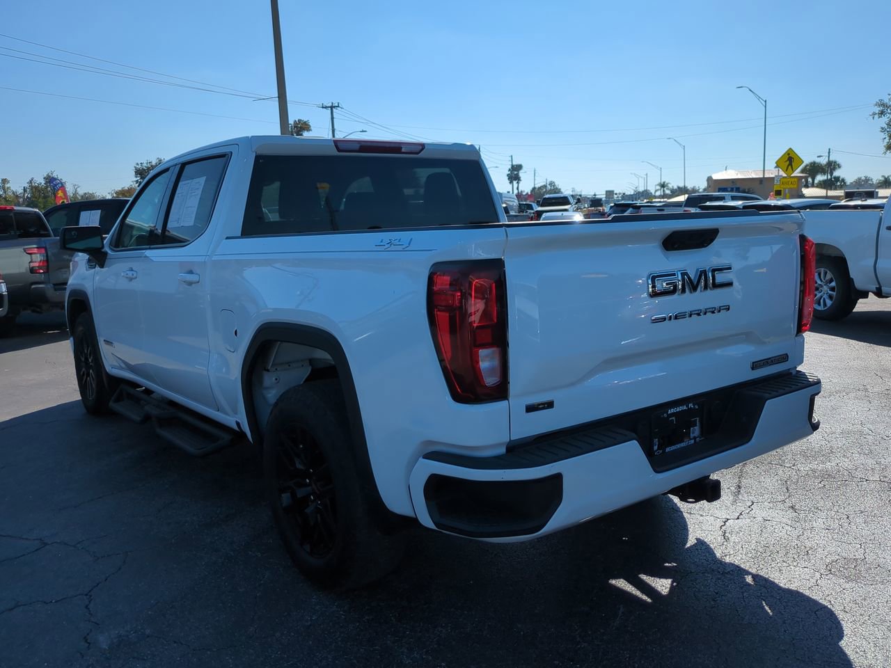 Used 2023 GMC Sierra 1500 Elevation image 5