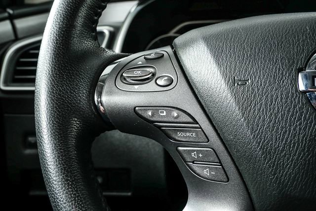 Used 2022 Nissan Murano SV FWD image 10