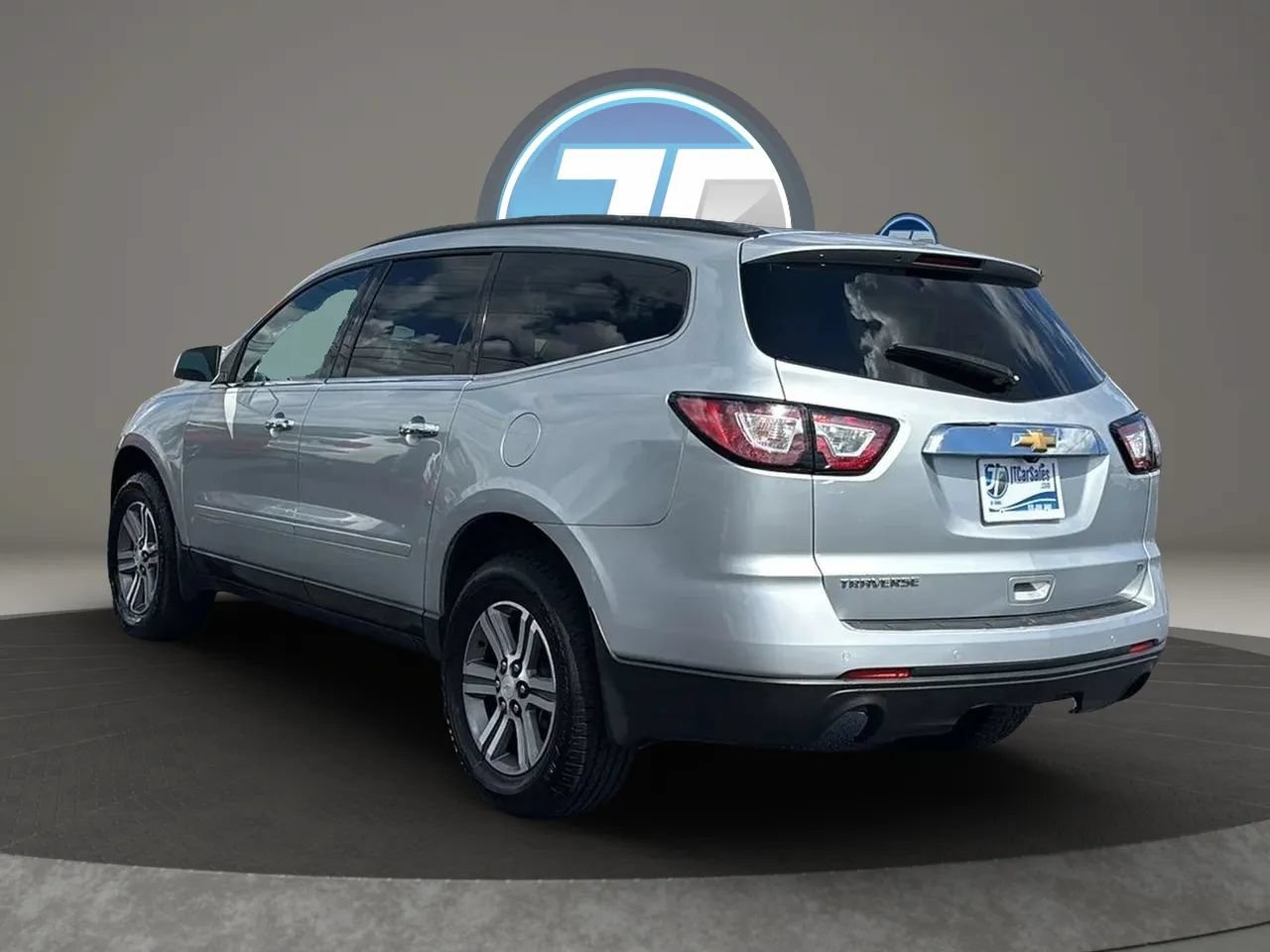 Used 2017 Chevrolet Traverse LT FWD image 7